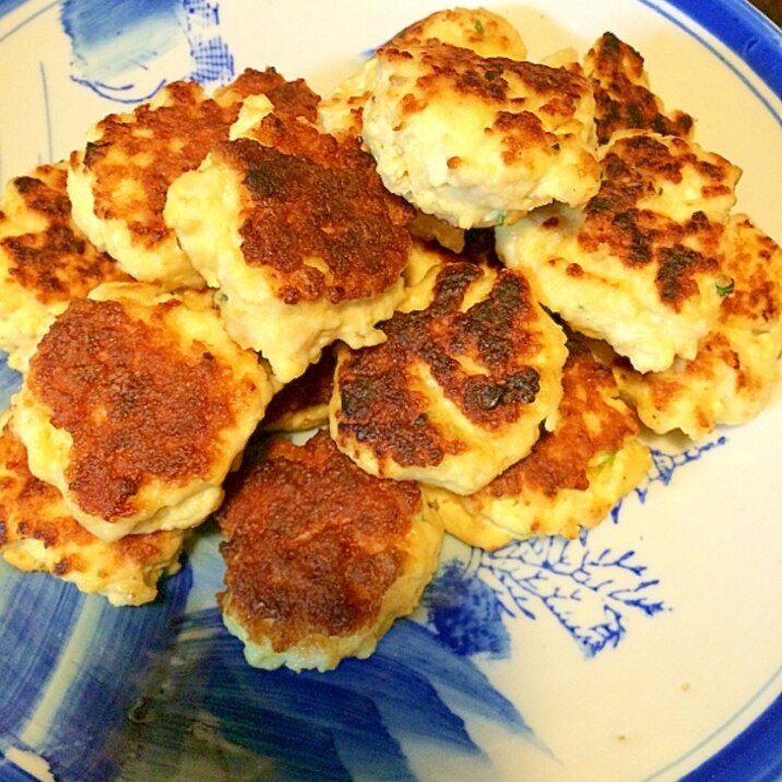 ヘルシー☆豆腐と鶏肉のナゲット☆焼くだけ